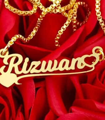 Single name pendant