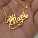 Single name pendant