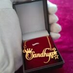 Single name pendant